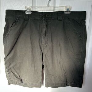 Coleman Men’s Olive Green Workwear Utility Cargo Shorts Size 40